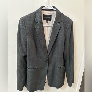 Banana republic women’s blazer.